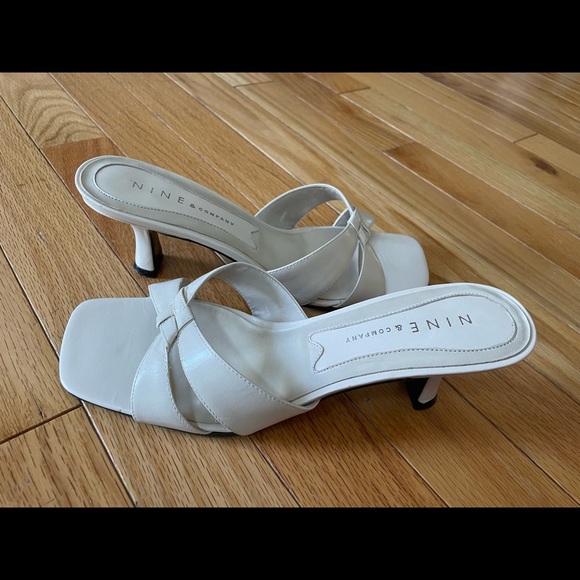 Nine West dress shoe - Picture 3 of 5